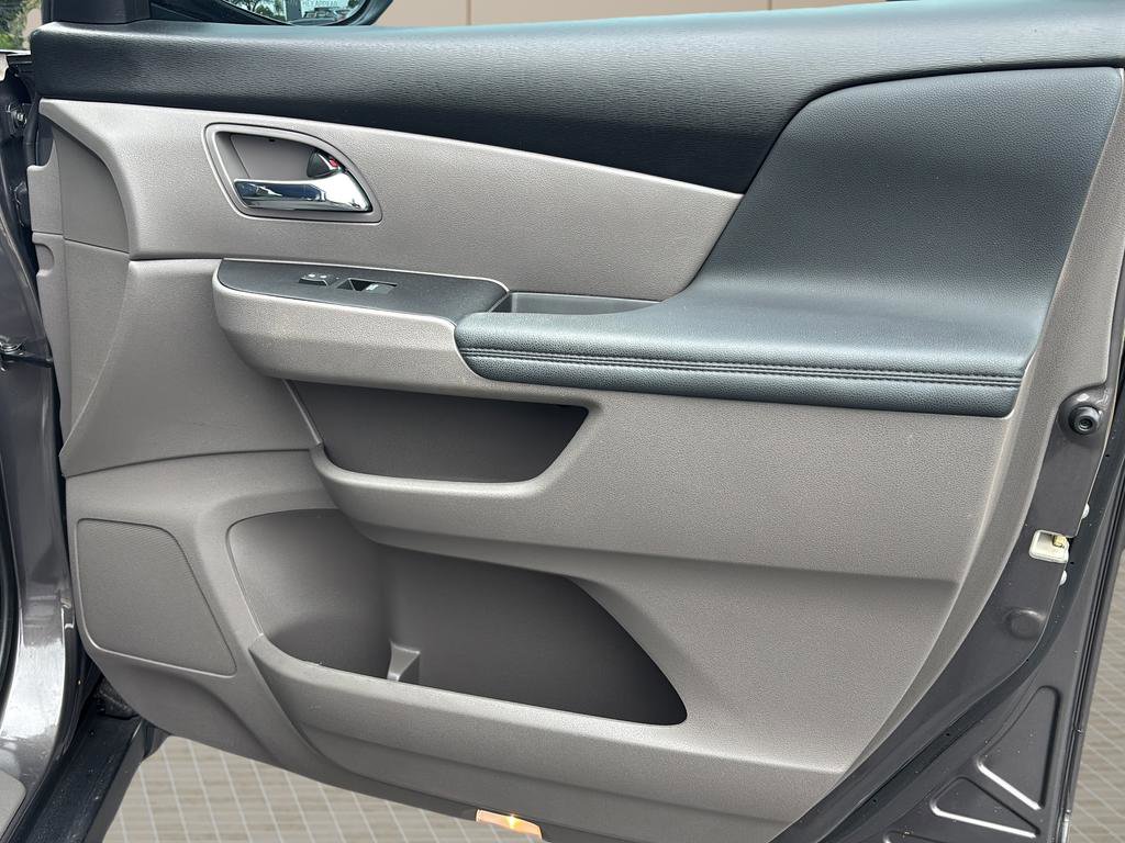 Used 2016 Honda Odyssey EX-L image 33