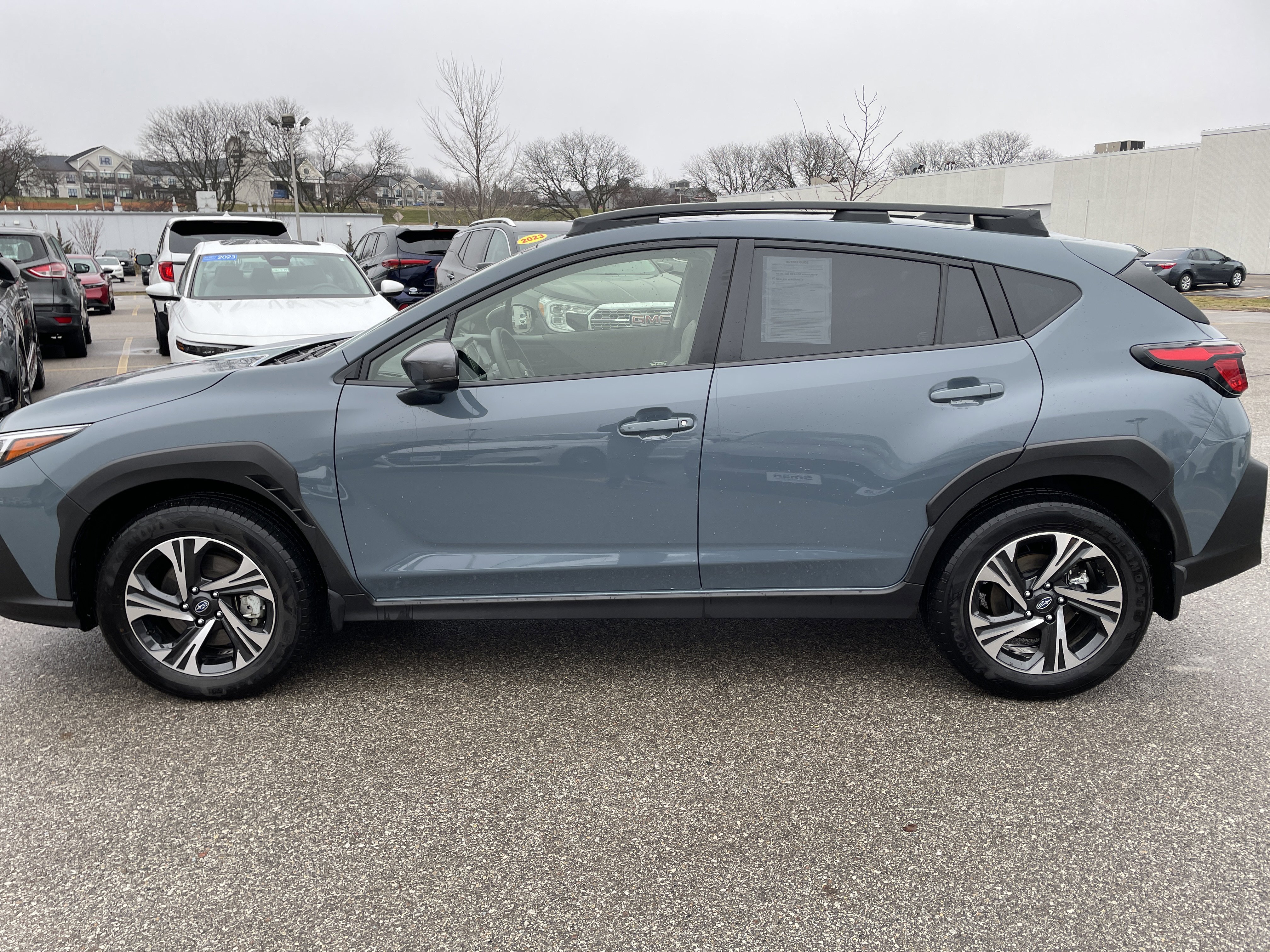 Used 2024 Subaru Crosstrek 2.0i Premium image 8