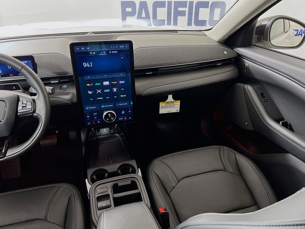 Used 2025 Ford Mustang Mach-E Premium image 29