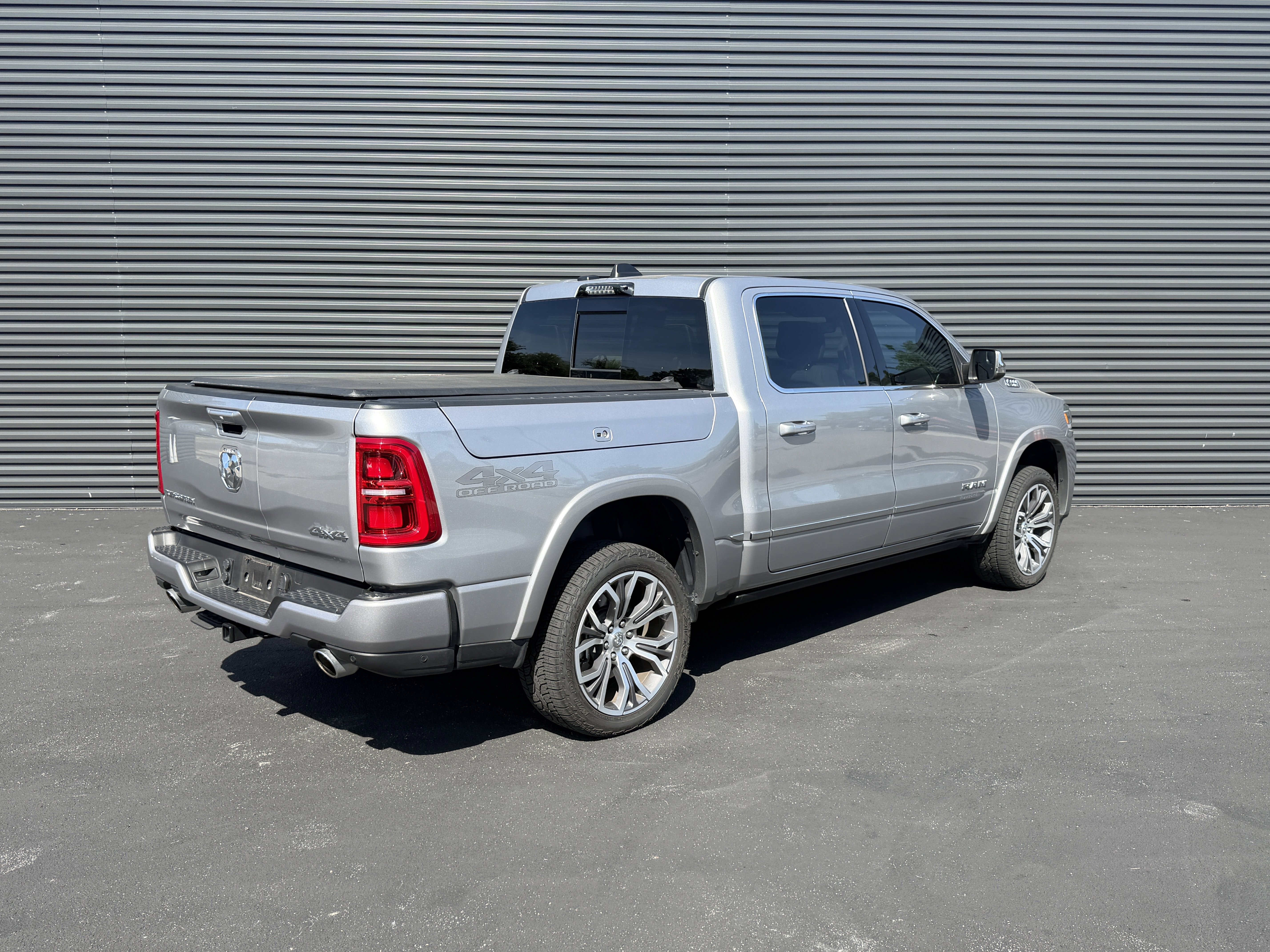 Used 2025 RAM 1500 Tungsten w/ Off Road Group AWD/4WD image 10