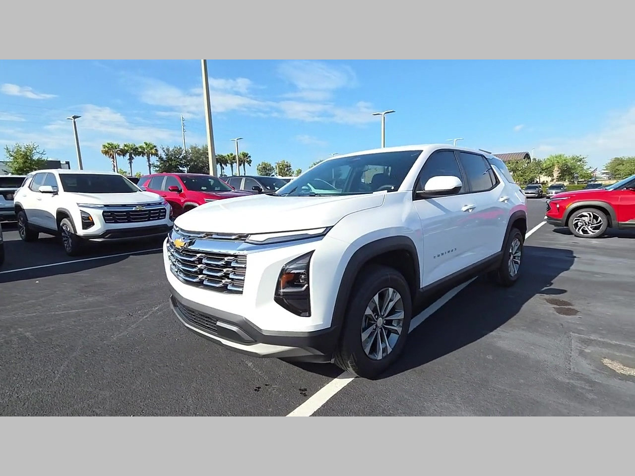 New 2027 Chevrolet Equinox LT w/ LPO, Floor Liner Package FWD image 20