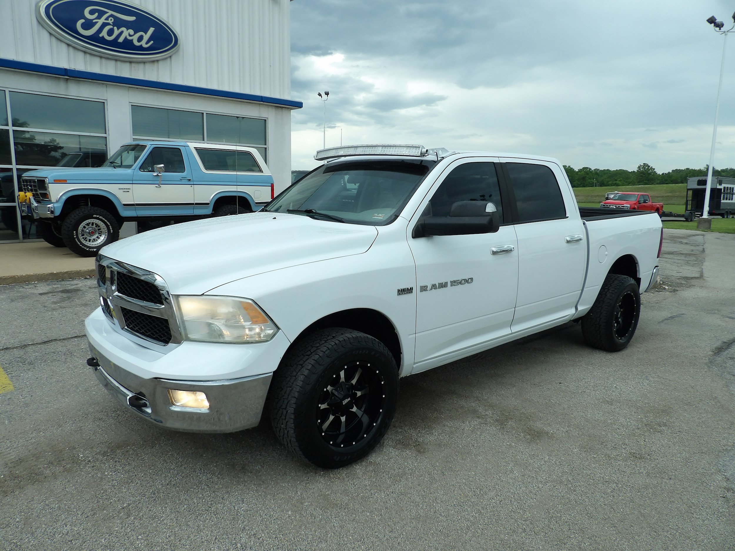 Used 2012 RAM 1500 Classic SLT w/ Protection Group AWD/4WD image 4