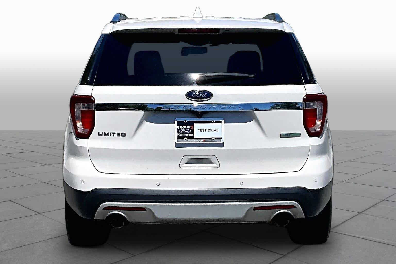 Used 2017 Ford Explorer Limited FWD image 5