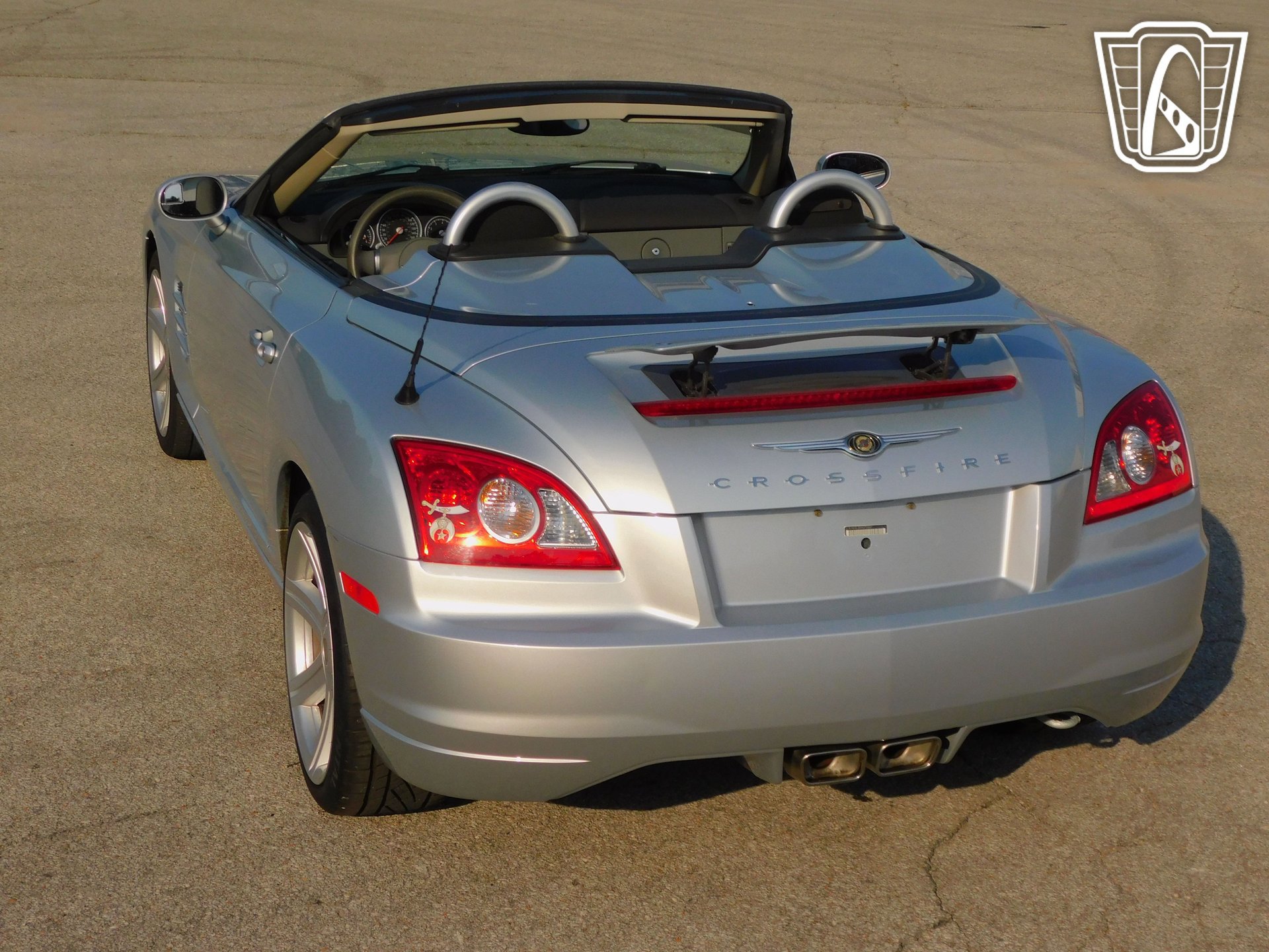 Used 2008 Chrysler Crossfire Limited RWD image 18