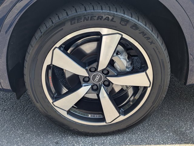 Used 2022 Audi Q5 2.0T Prestige image 11