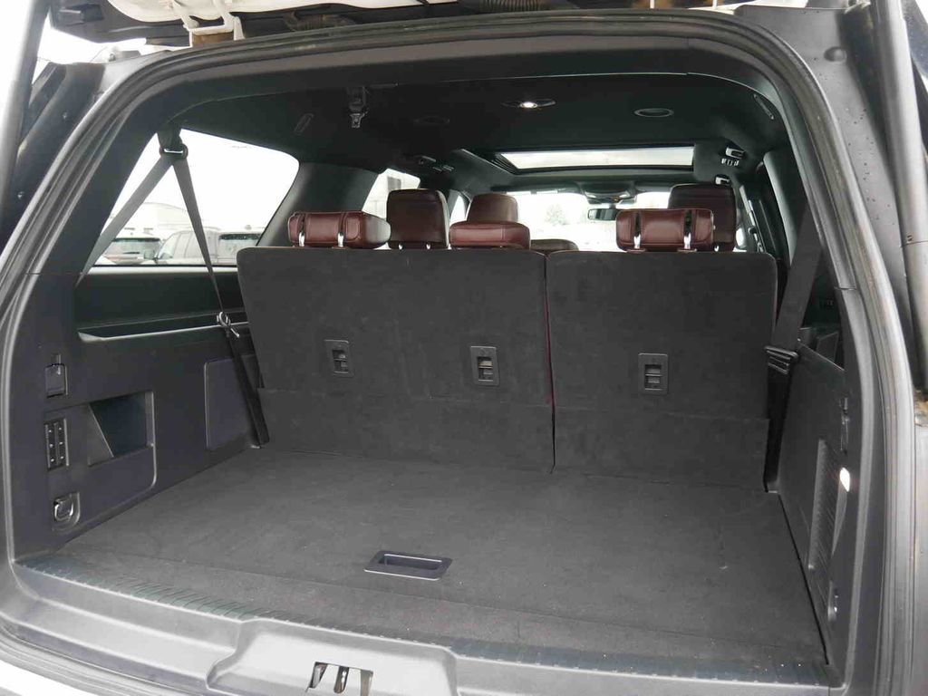 Used 2024 Ford Expedition Max Limited image 9
