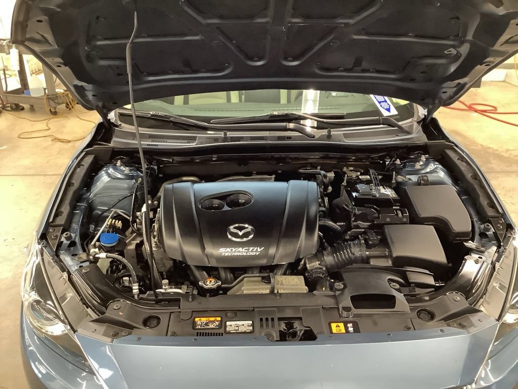 Used 2015 MAZDA MAZDA3 s Grand Touring w/ Technology Package FWD image 18