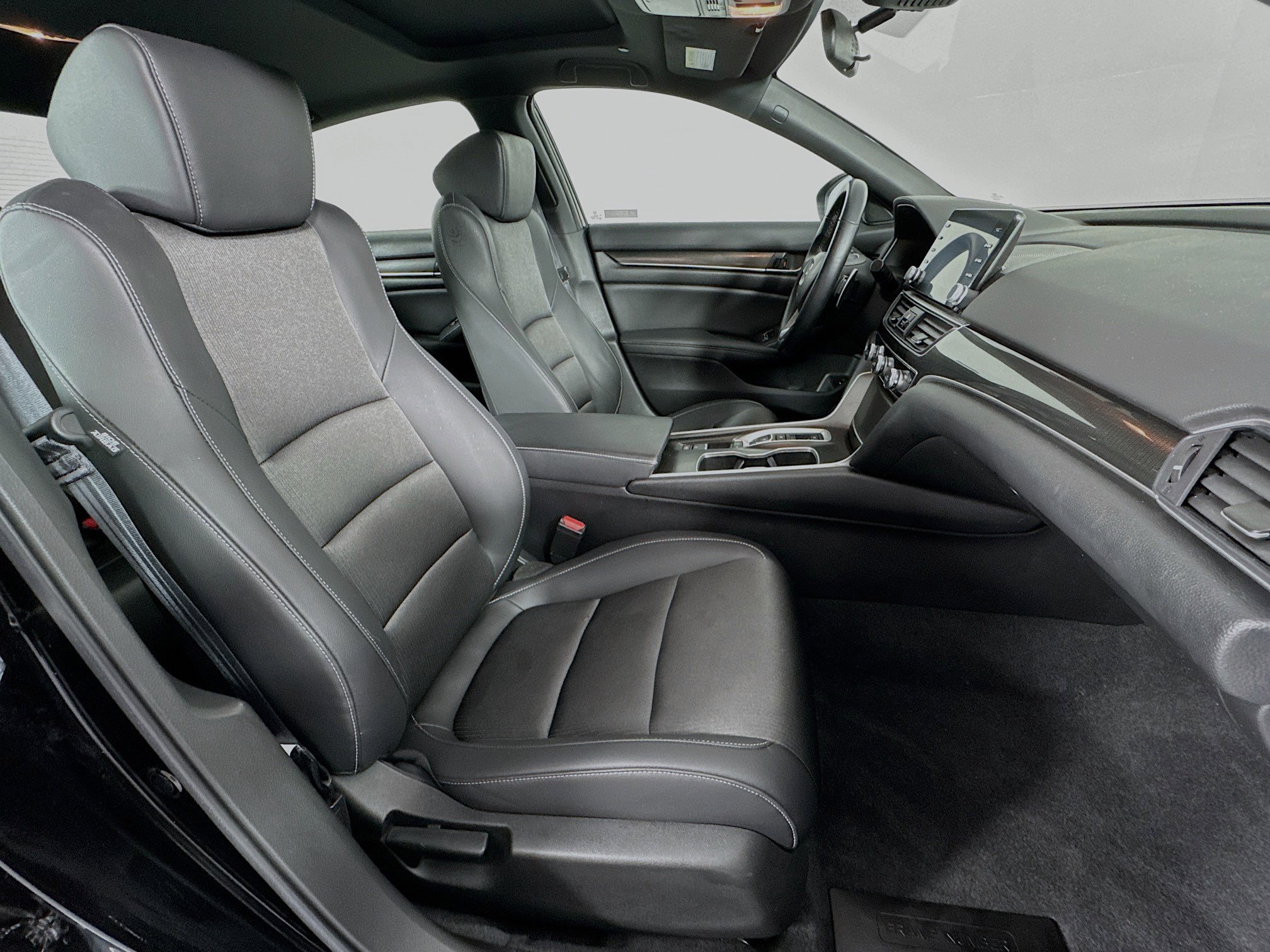 Certified 2022 Honda Accord Sport image 27