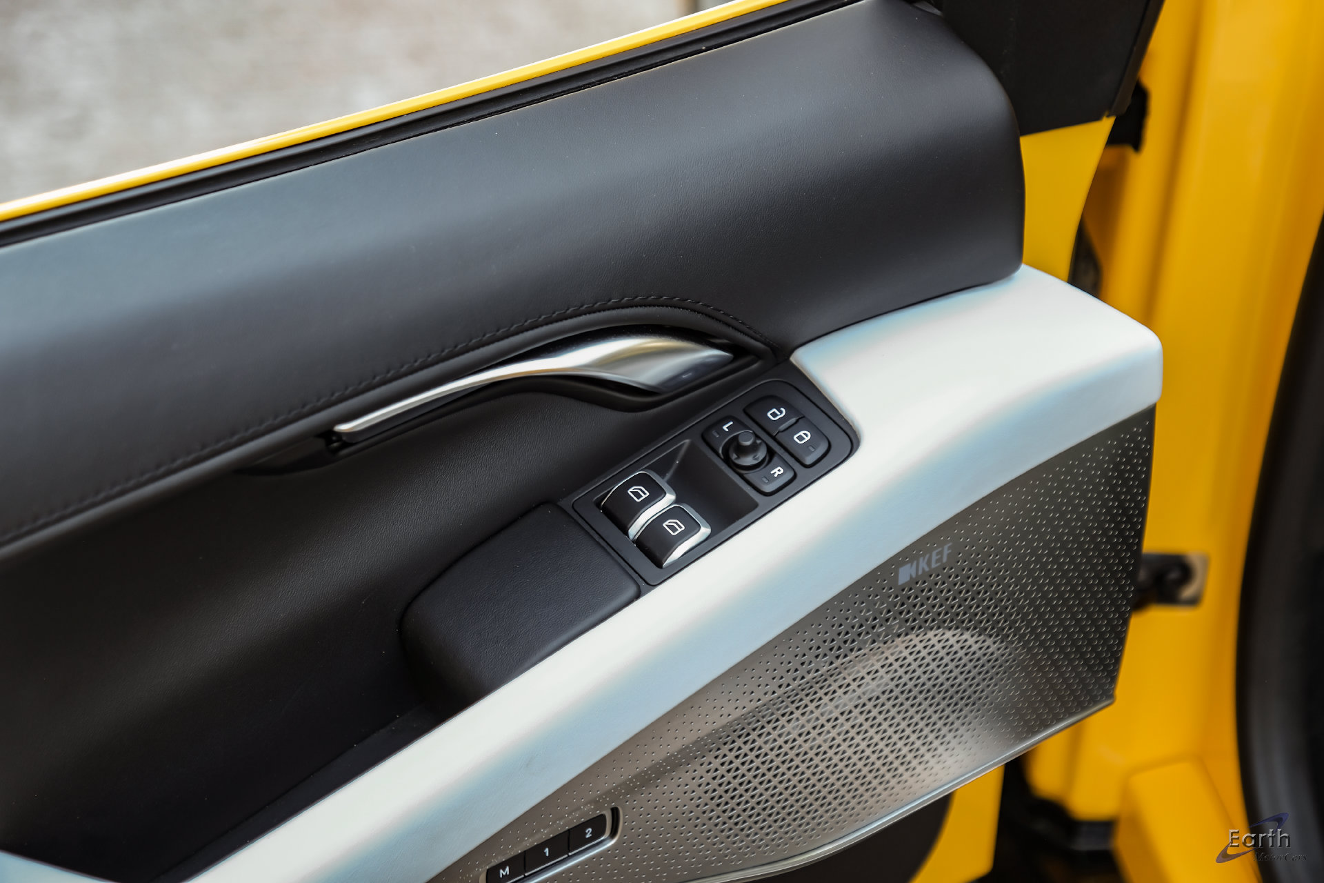 Used 2025 Lotus Emira RWD image 97