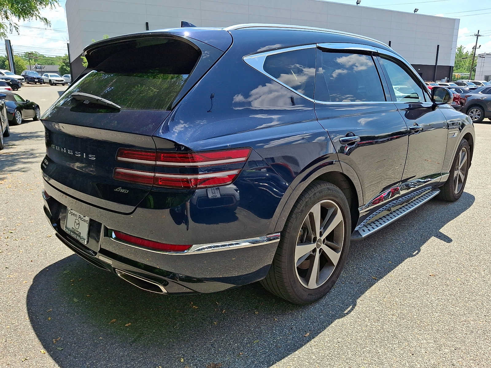 Used 2021 Genesis GV80 2.5T w/ Advanced Package 02 AWD/4WD image 4