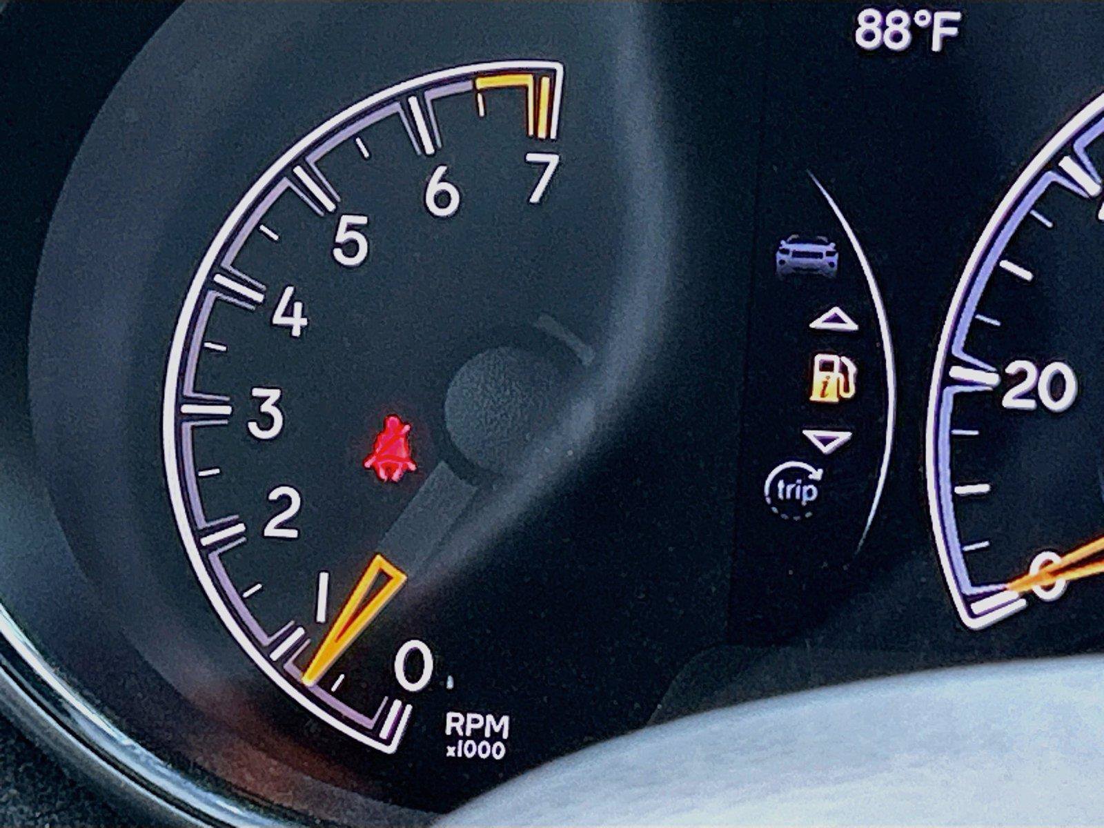 Used 2020 Jeep Grand Cherokee Limited w/ Luxury Group II RWD image 41