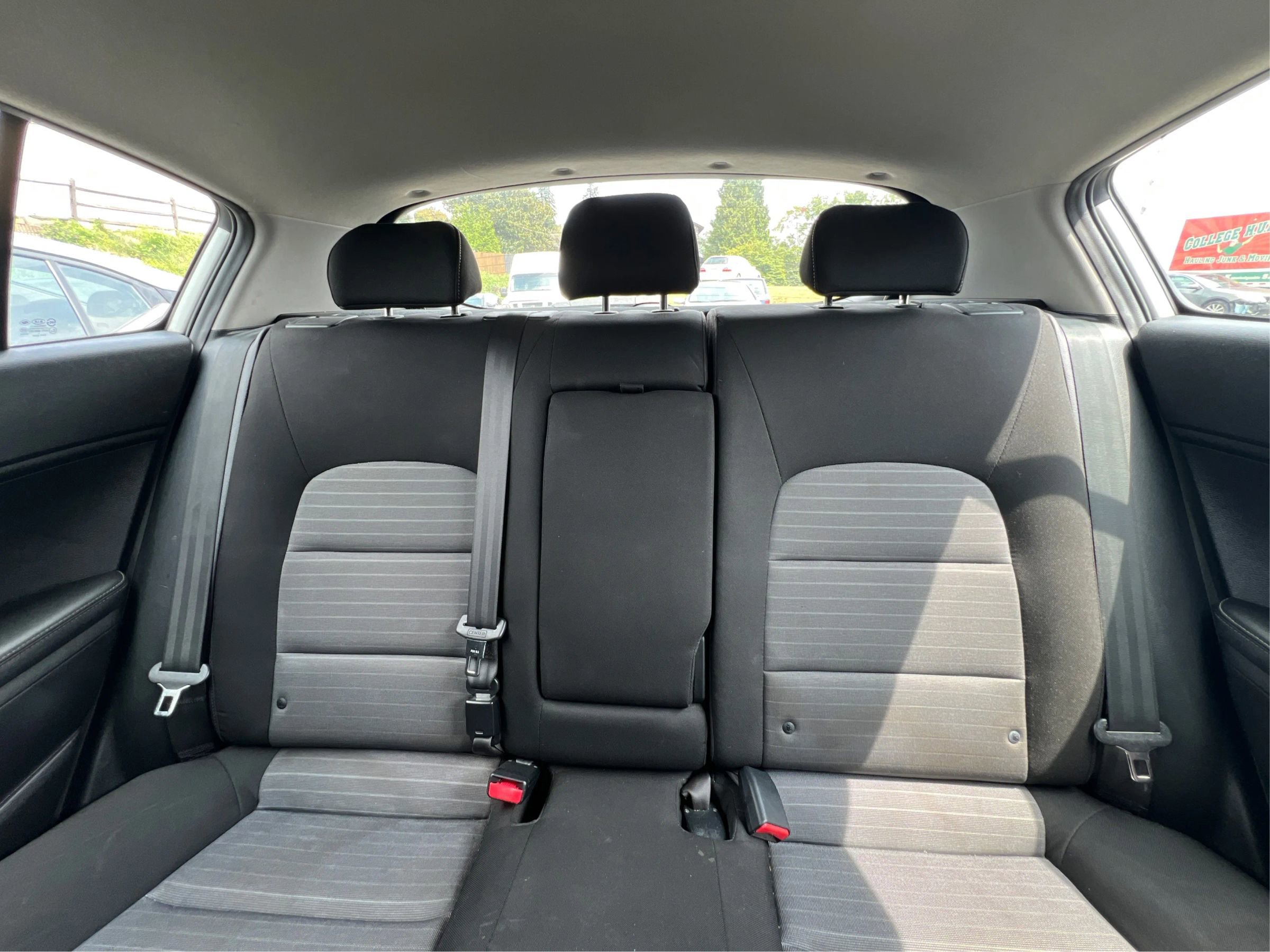 Used 2016 Kia Forte LX image 15