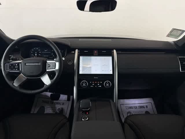 Used 2026 Land Rover Discovery S AWD/4WD image 25