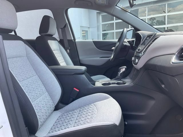 Used 2023 Chevrolet Equinox LS w/ LS Convenience Package FWD image 9