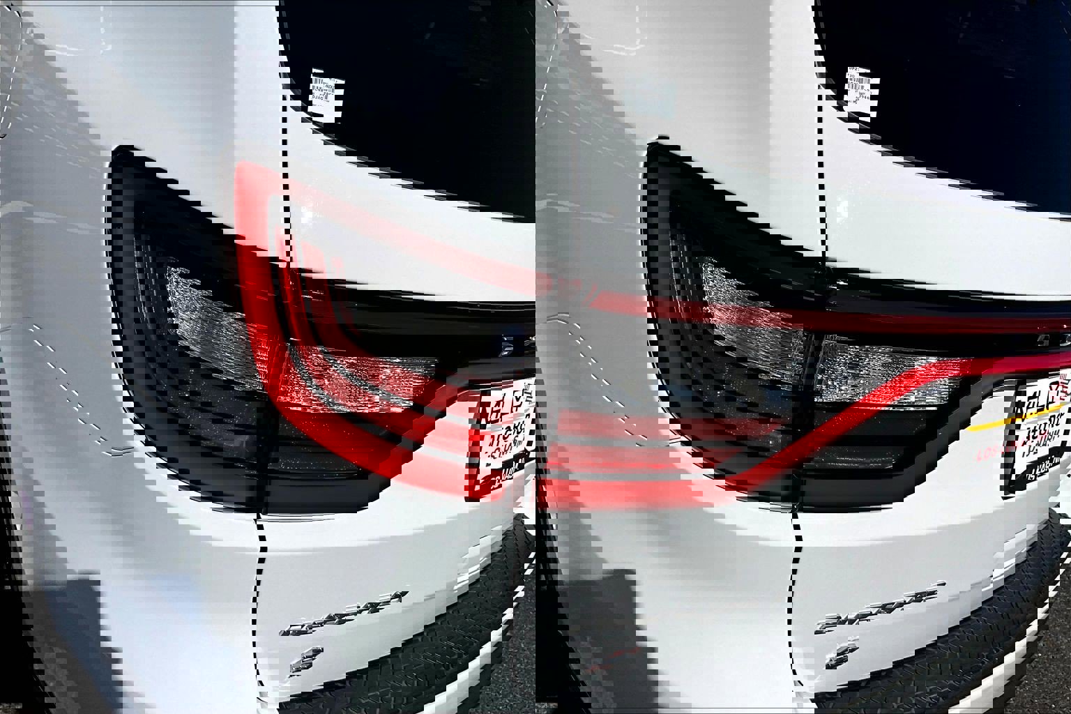 Used 2023 Dodge Durango SXT image 23