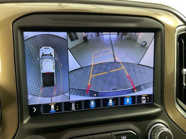 Used 2022 Chevrolet Silverado 2500 High Country image 11