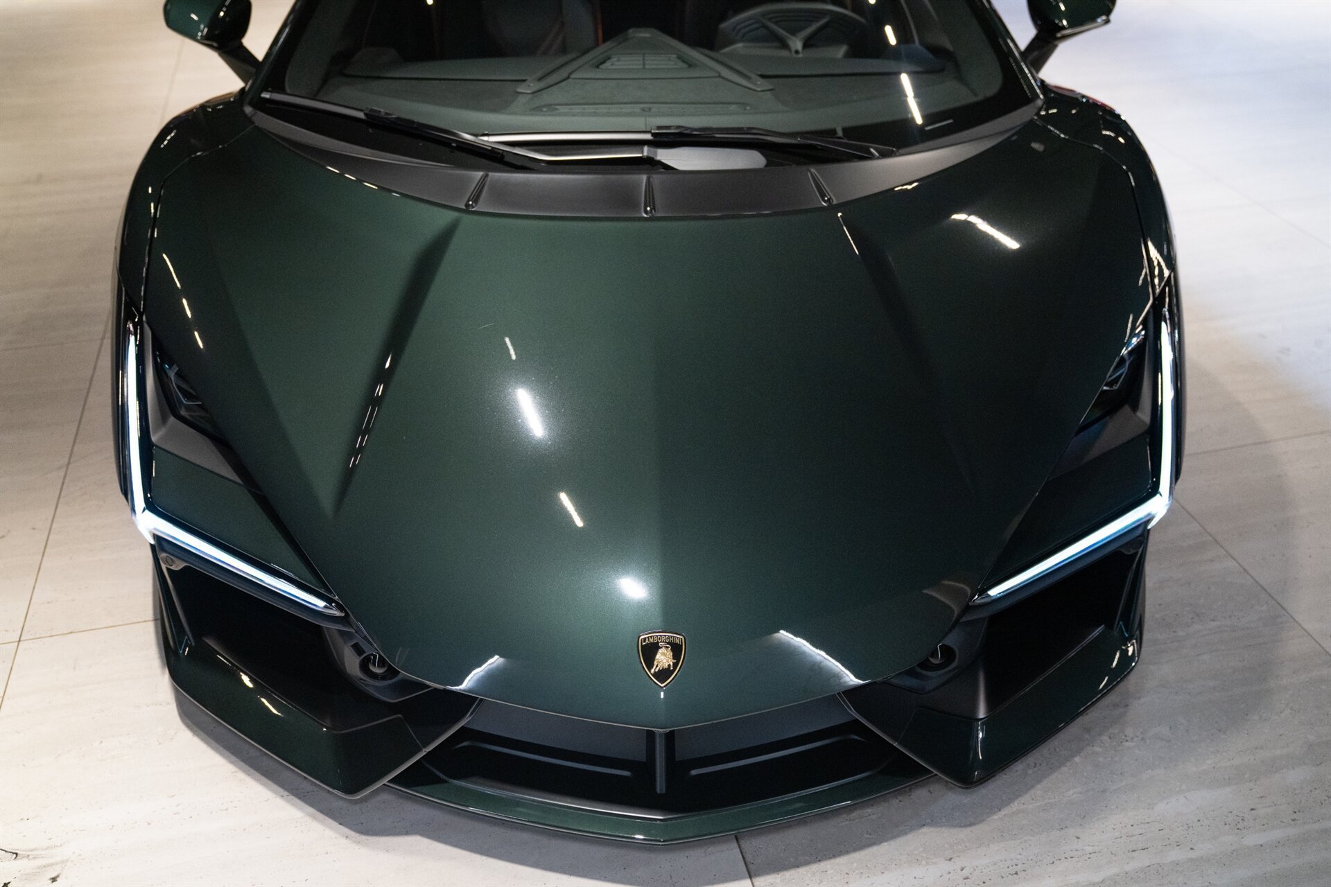 Used 2024 Lamborghini Revuelto AWD/4WD image 21