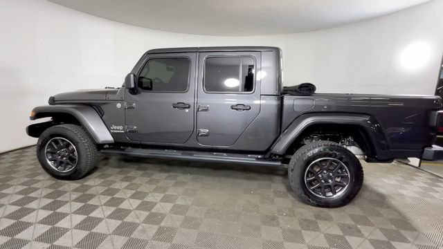 Used 2021 Jeep Gladiator Overland w/ Uconnect 4C Nav & Sound Group AWD/4WD image 9