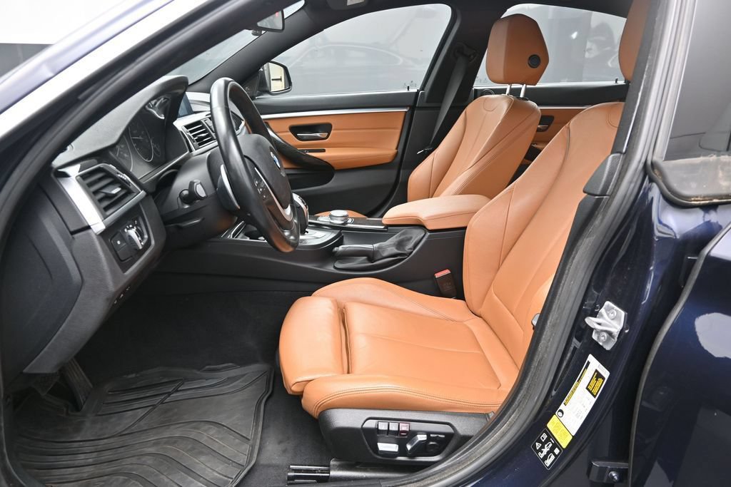 Used 2020 BMW 430i Gran Coupe xDrive w/ Convenience Package AWD/4WD image 18