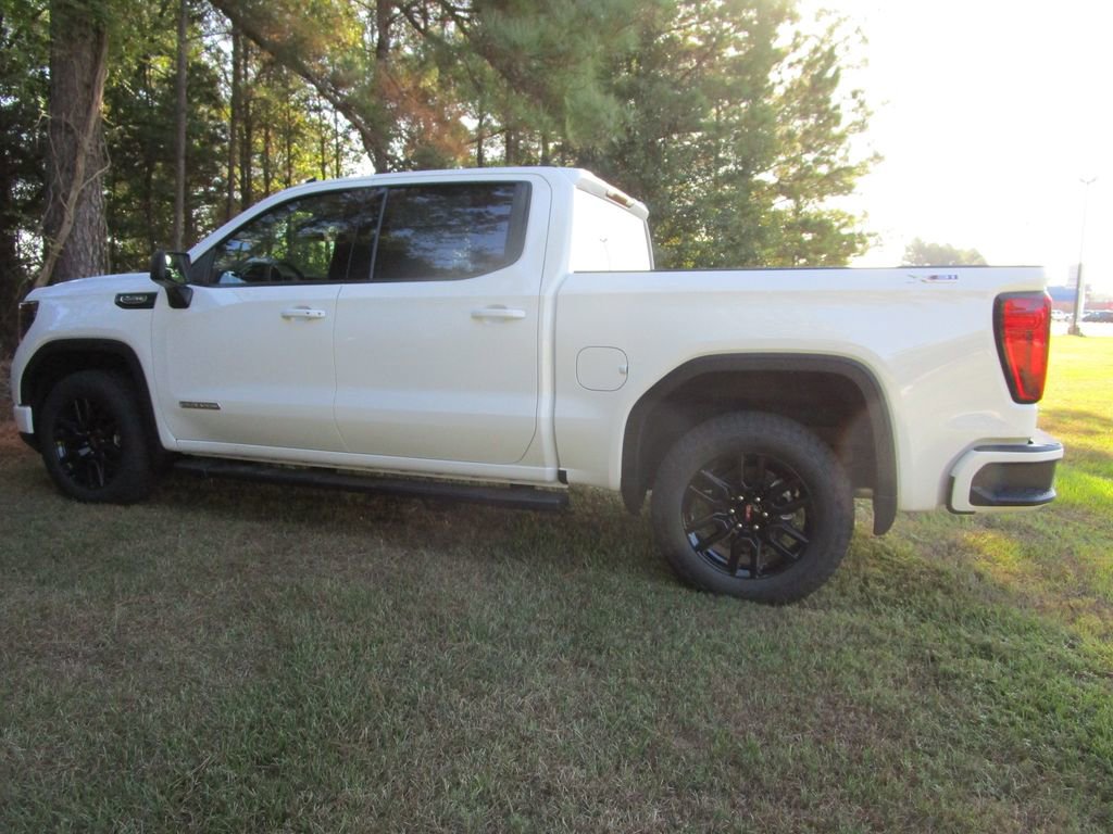 New 2026 GMC Sierra 1500 Elevation image 3