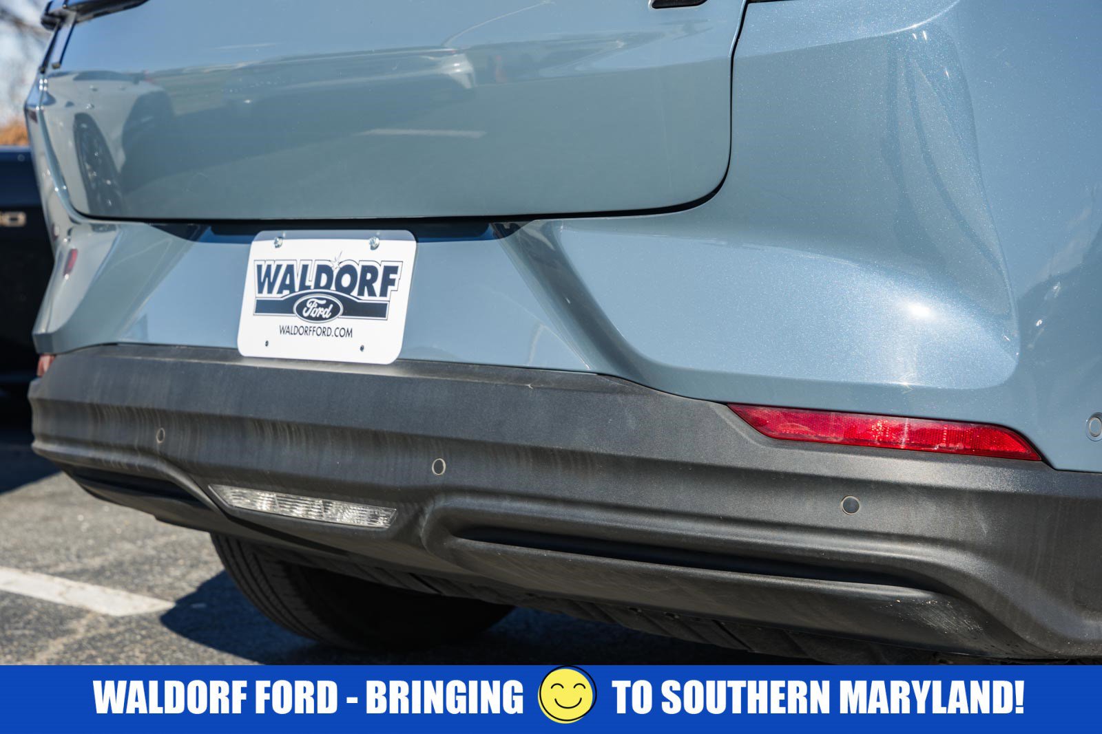 Used 2023 Ford Mustang Mach-E Select image 9