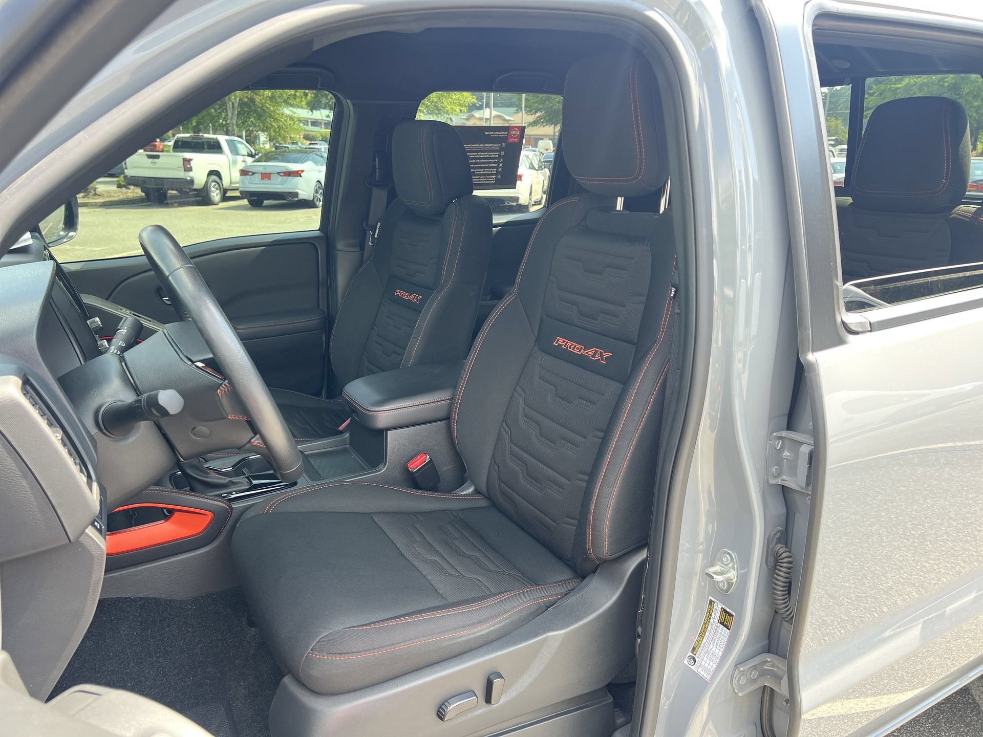 Certified 2024 Nissan Frontier PRO-4X w/ Off-Road Protection Package AWD/4WD image 15