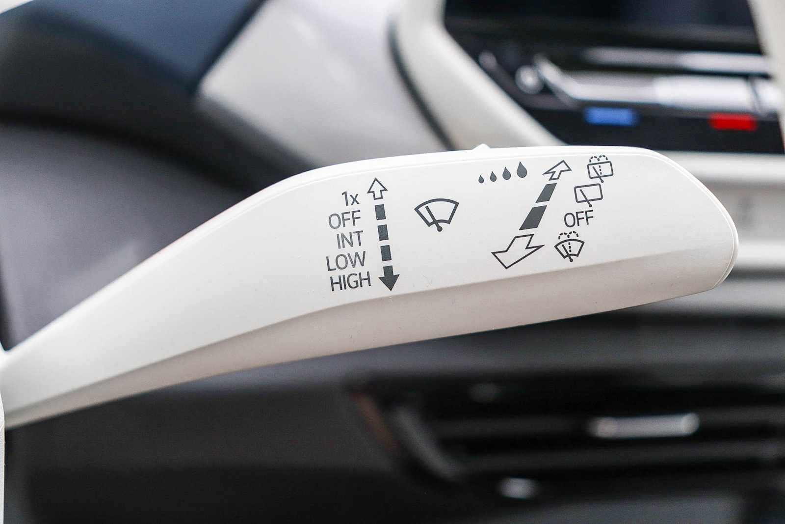 Used 2023 Volkswagen ID.4 S image 17