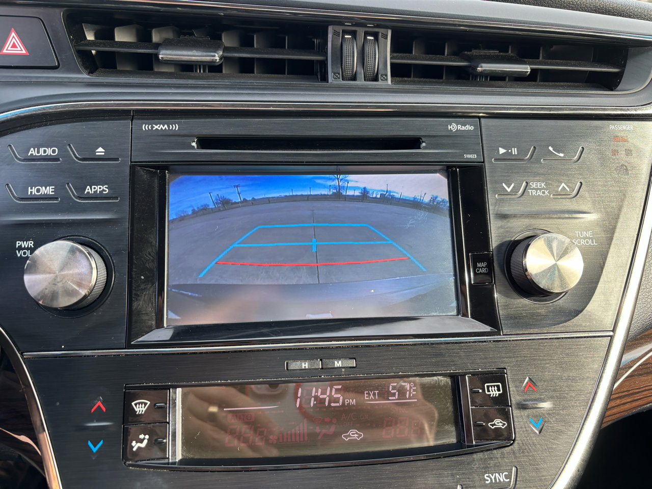 Used 2015 Toyota Avalon 4dr Sdn XLE Touring (Natl) image 19