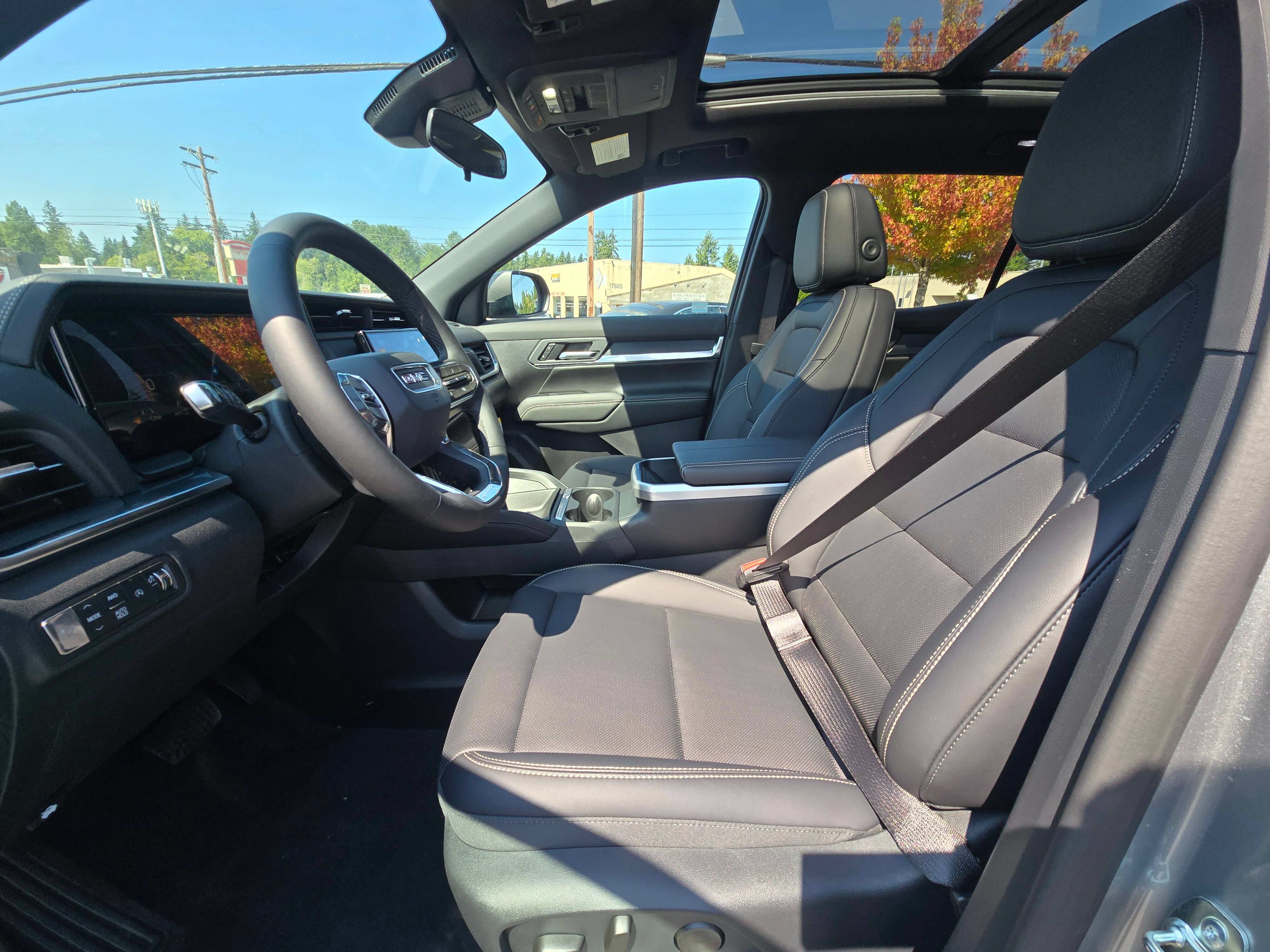 New 2026 GMC Terrain Elevation w/ Elevation Premium Package AWD/4WD image 14