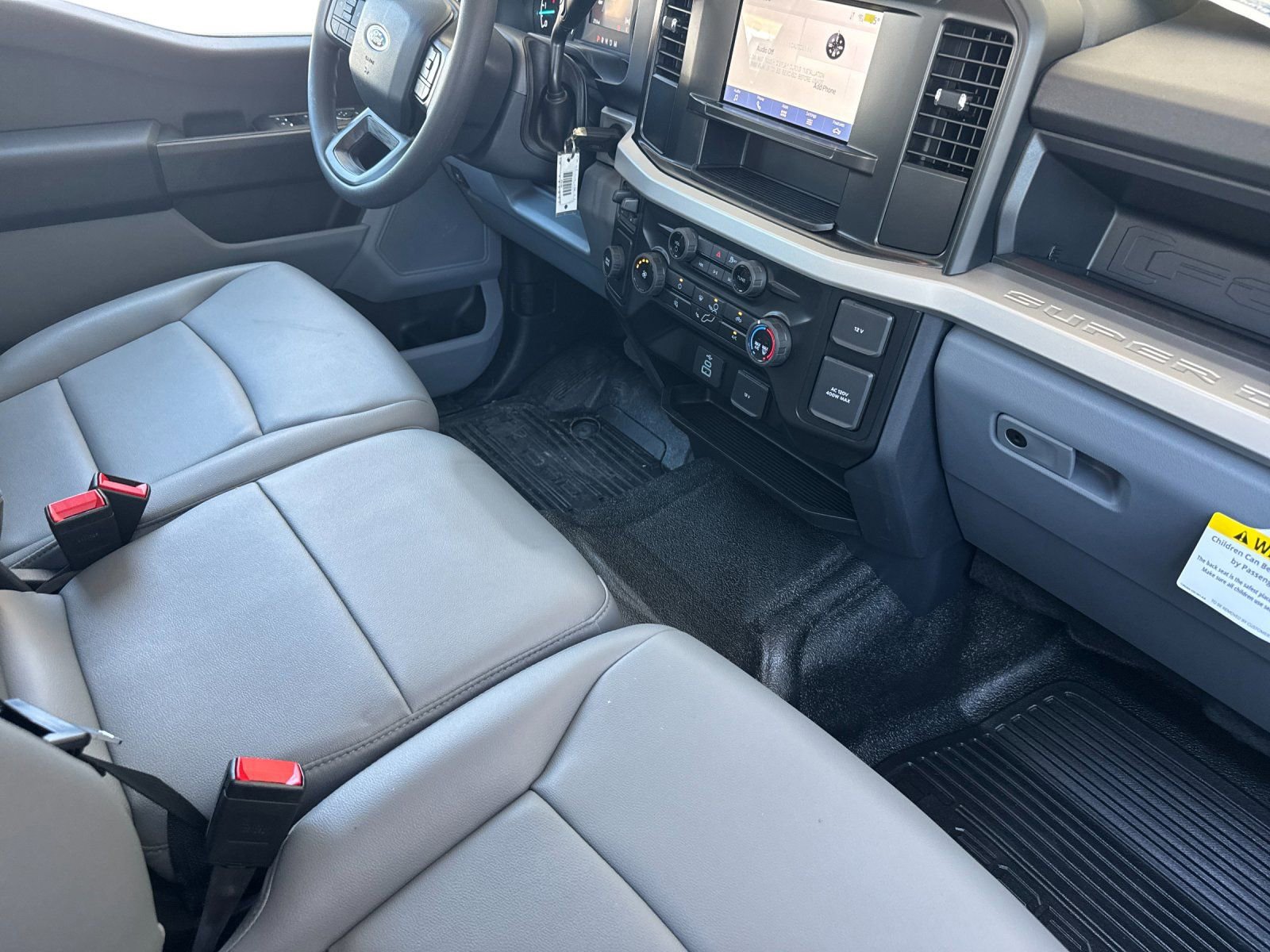 New 2025 Ford F250 XL w/ XL Chrome Package image 15