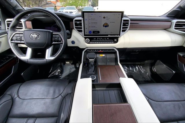 Used 2024 Toyota Sequoia Capstone AWD/4WD image 15