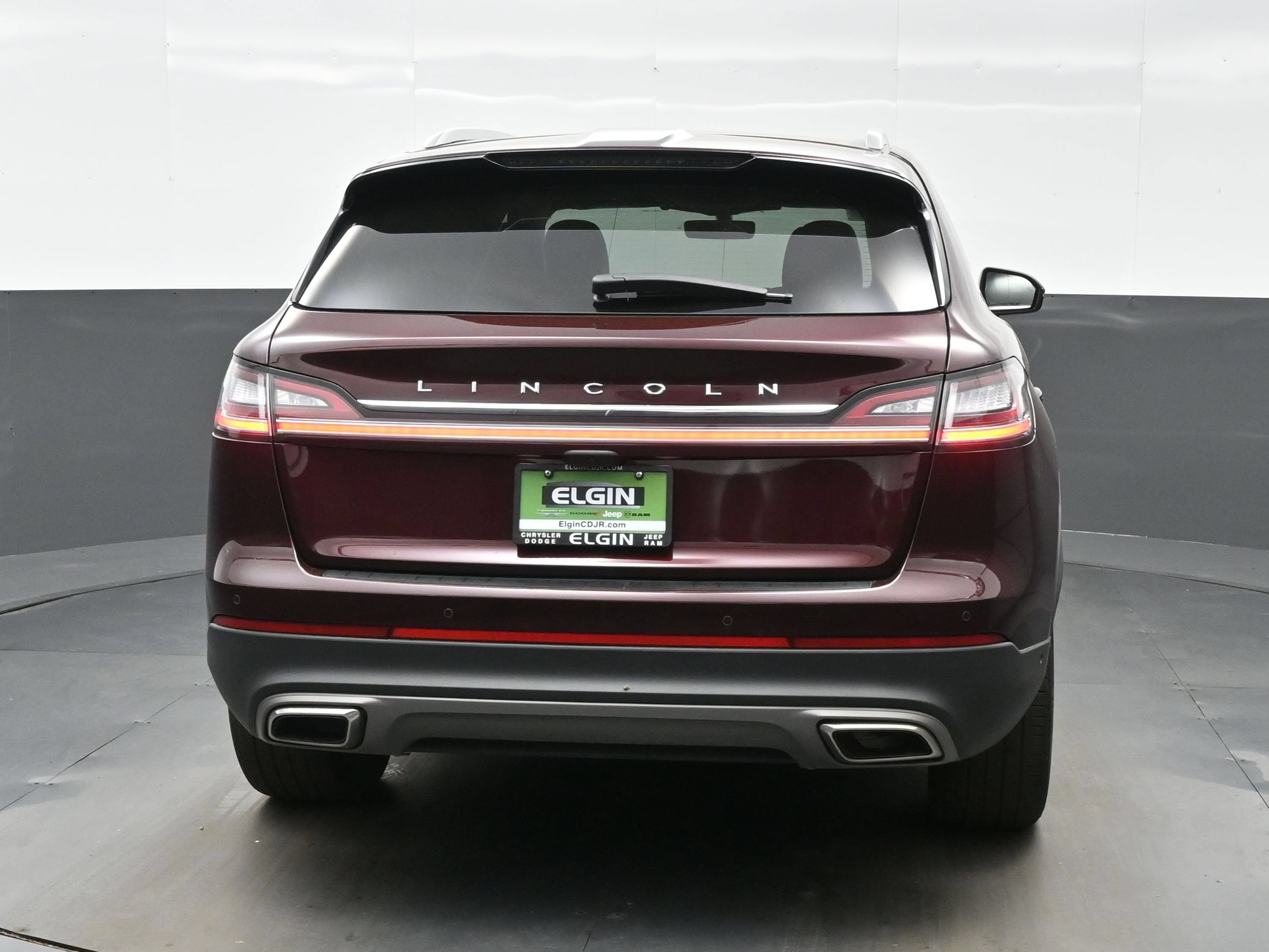 Used 2023 Lincoln Nautilus Reserve w/ Equipment Group 202A AWD/4WD image 5