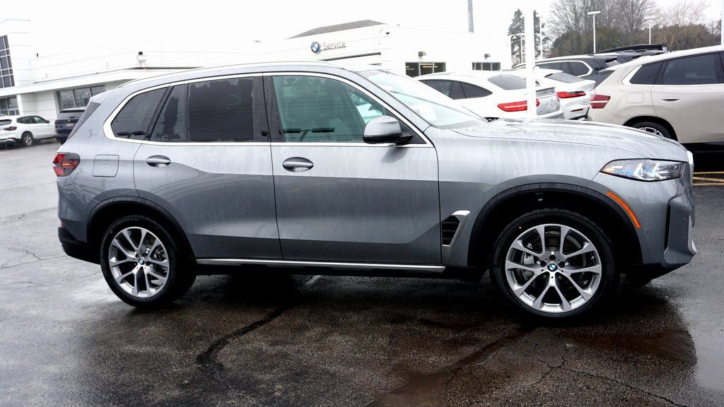 New 2026 BMW X5 xDrive40i w/ Climate Comfort Package image 4