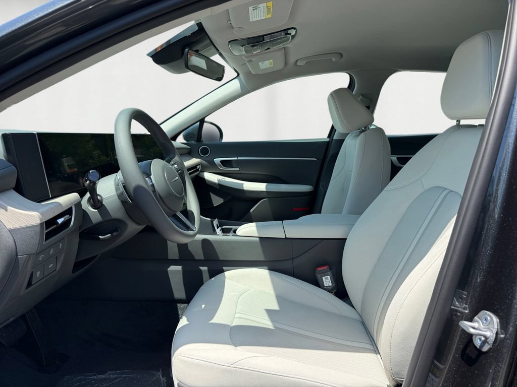 New 2026 Hyundai Sonata Blue FWD image 10