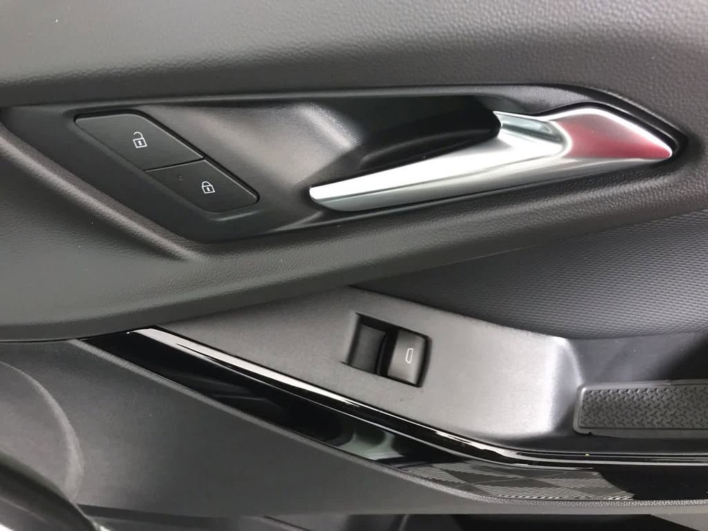 New 2026 Chevrolet Equinox LT w/ Convenience Package II image 22