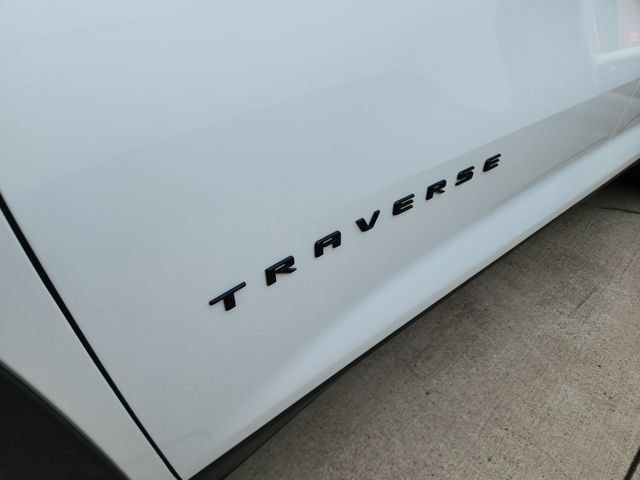 Used 2025 Chevrolet Traverse LT w/ Midnight/Sport Edition FWD image 10