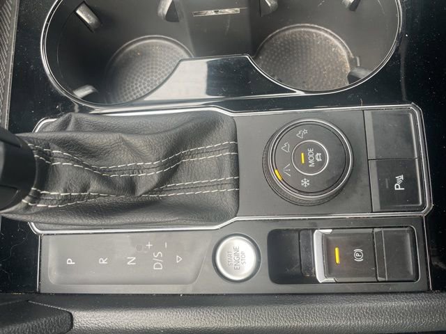 Used 2023 Volkswagen Atlas Cross Sport SEL R-Line image 42