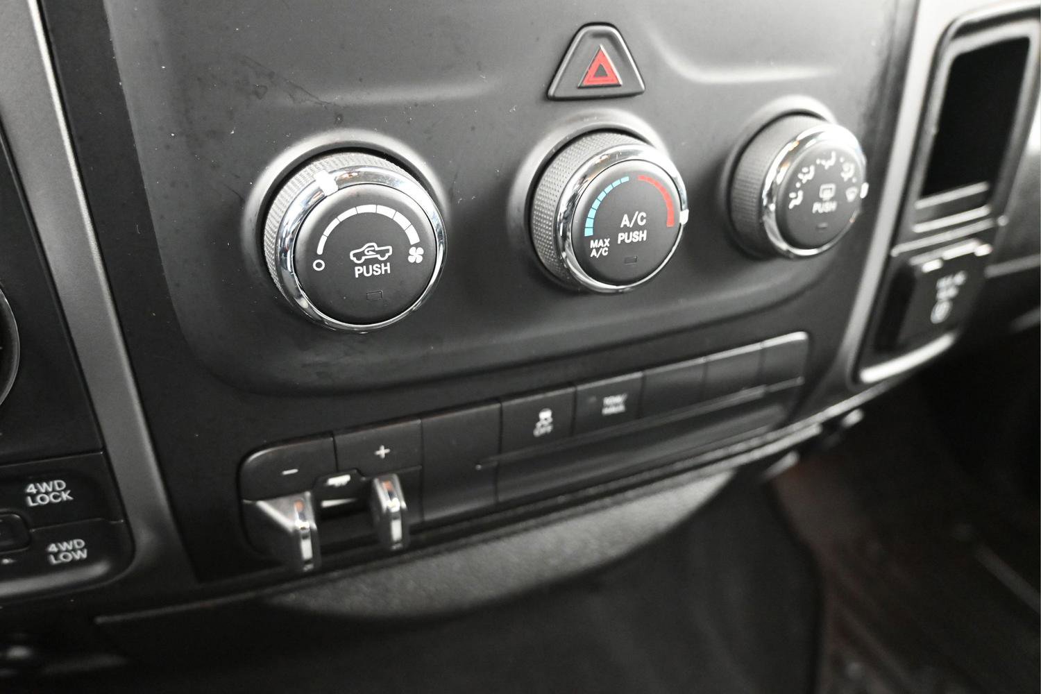 Used 2022 RAM 1500 Classic SLT w/ Protection Group AWD/4WD image 10