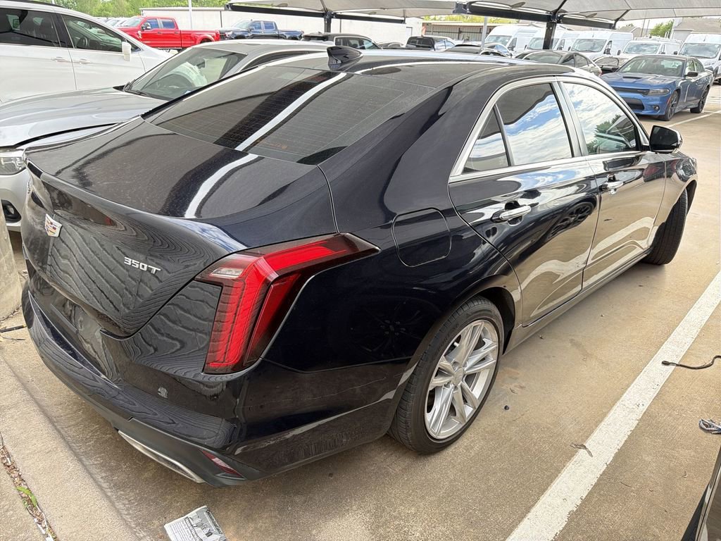 Used 2021 Cadillac CT4 Luxury RWD image 3