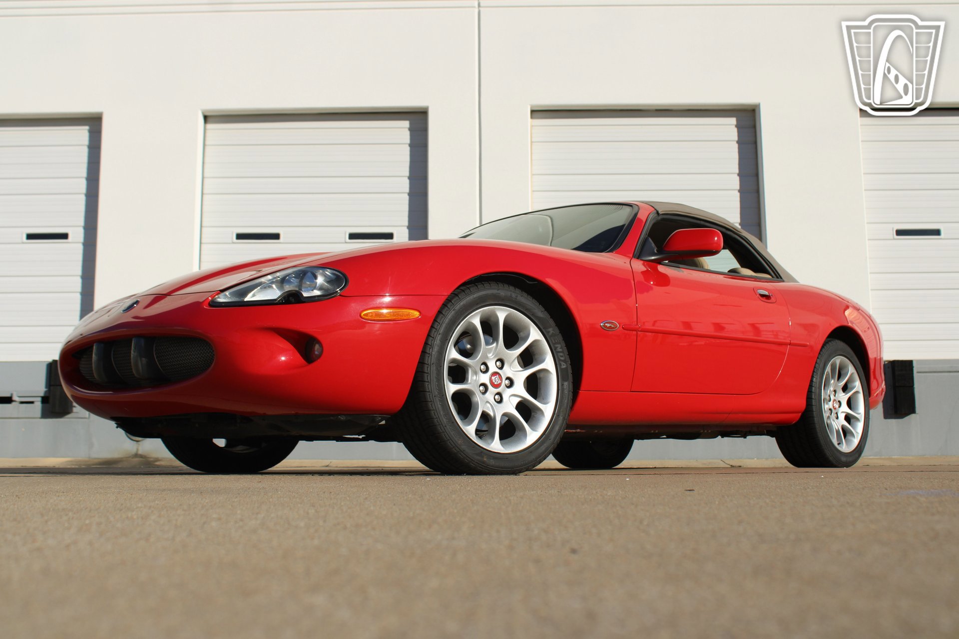 Used 2000 Jaguar XK8 Convertible image 5