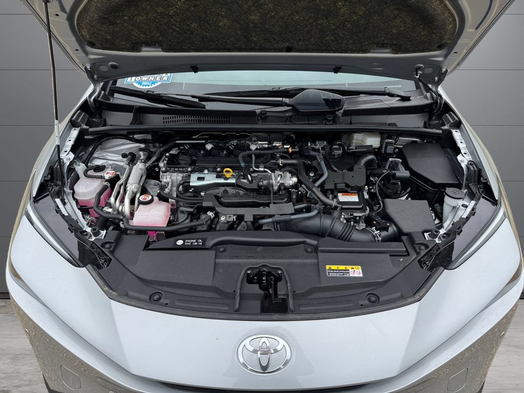 Used 2024 Toyota Prius Prime FWD image 20