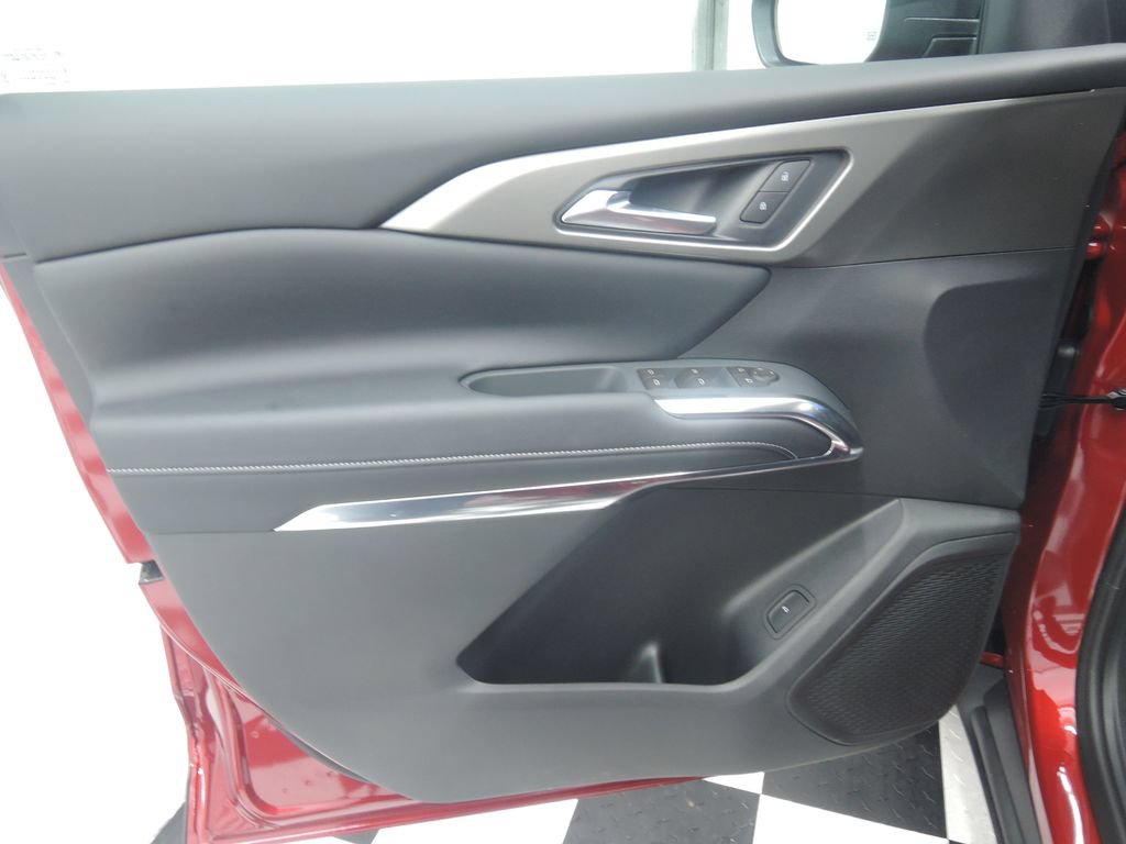 New 2026 Chevrolet Traverse LT w/ Sun and Wheel Package FWD image 27