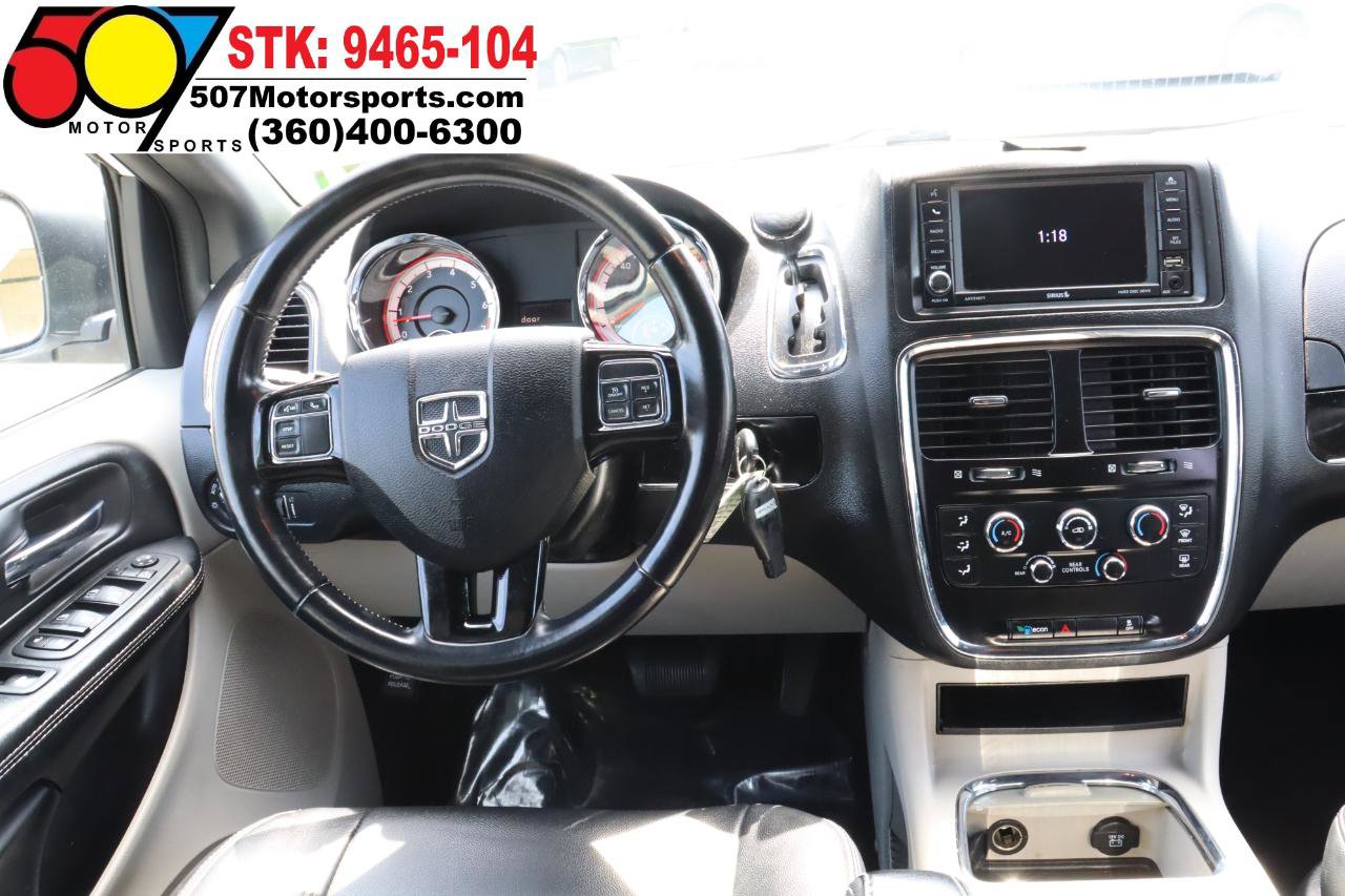 Used 2019 Dodge Grand Caravan SXT FWD image 19