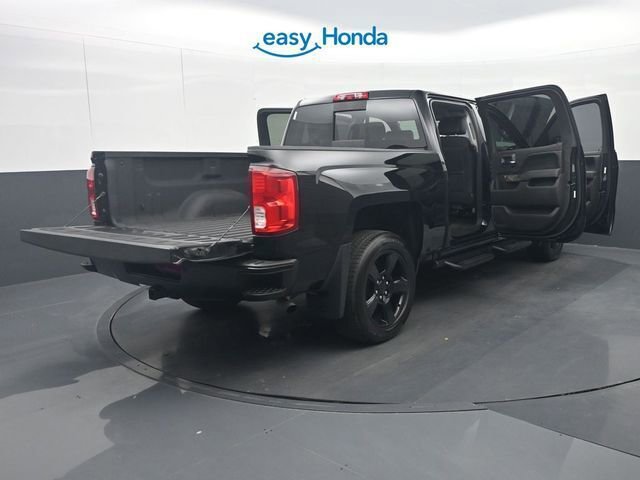 Used 2017 Chevrolet Silverado 1500 LTZ Z71 w/ Realtree Edition AWD/4WD image 40