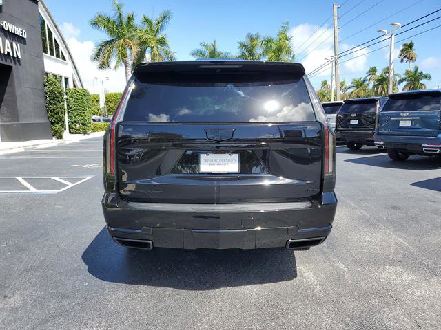 Used 2026 Cadillac Escalade Sport w/ LPO, ONYX Package image 4