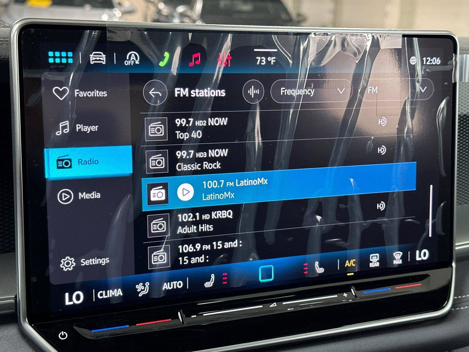 New 2026 Volkswagen Tiguan SE R-Line AWD/4WD image 17