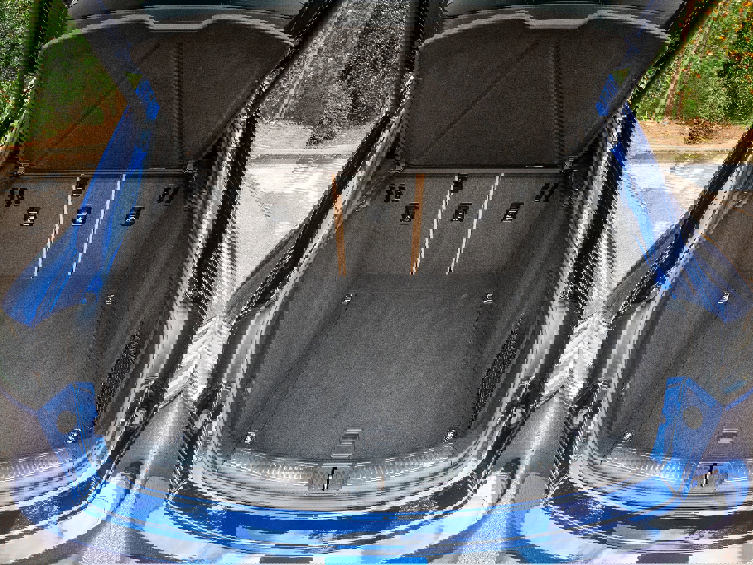 Used 2024 Porsche Macan image 42