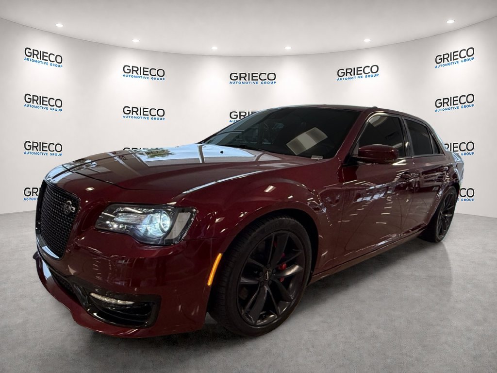 Used 2023 Chrysler 300 C RWD image 3