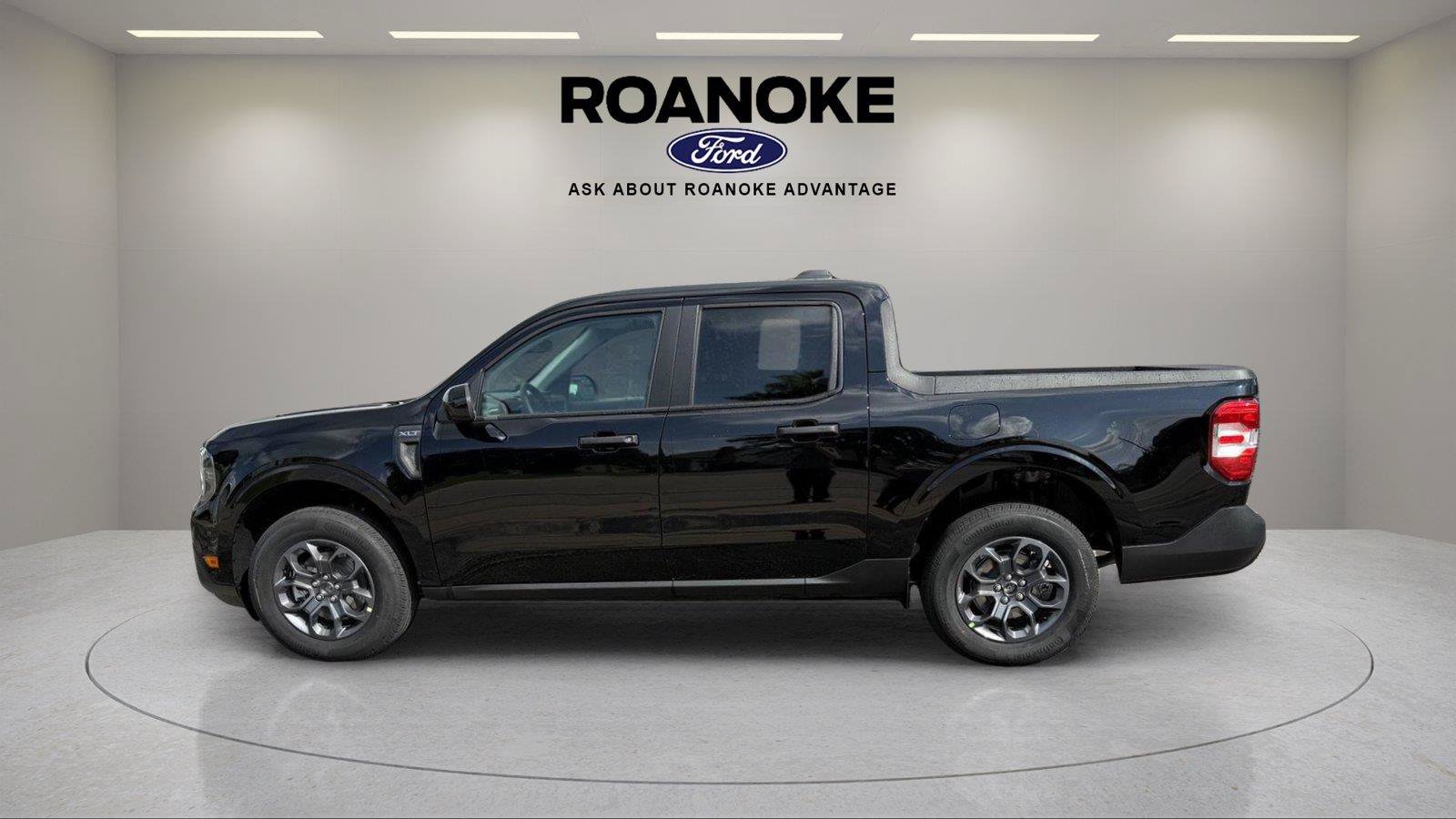 New 2026 Ford Maverick XLT w/ Equipment Group 301A AWD/4WD image 13