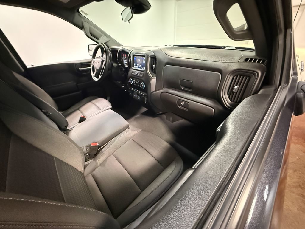 Used 2023 Chevrolet Silverado 1500 Custom image 61